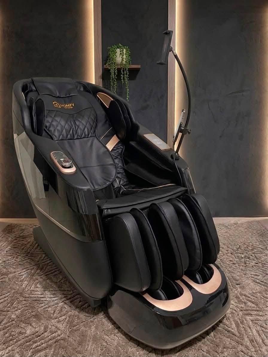 Astral Zero Gravity Full Body Massage Chair with Health Detection