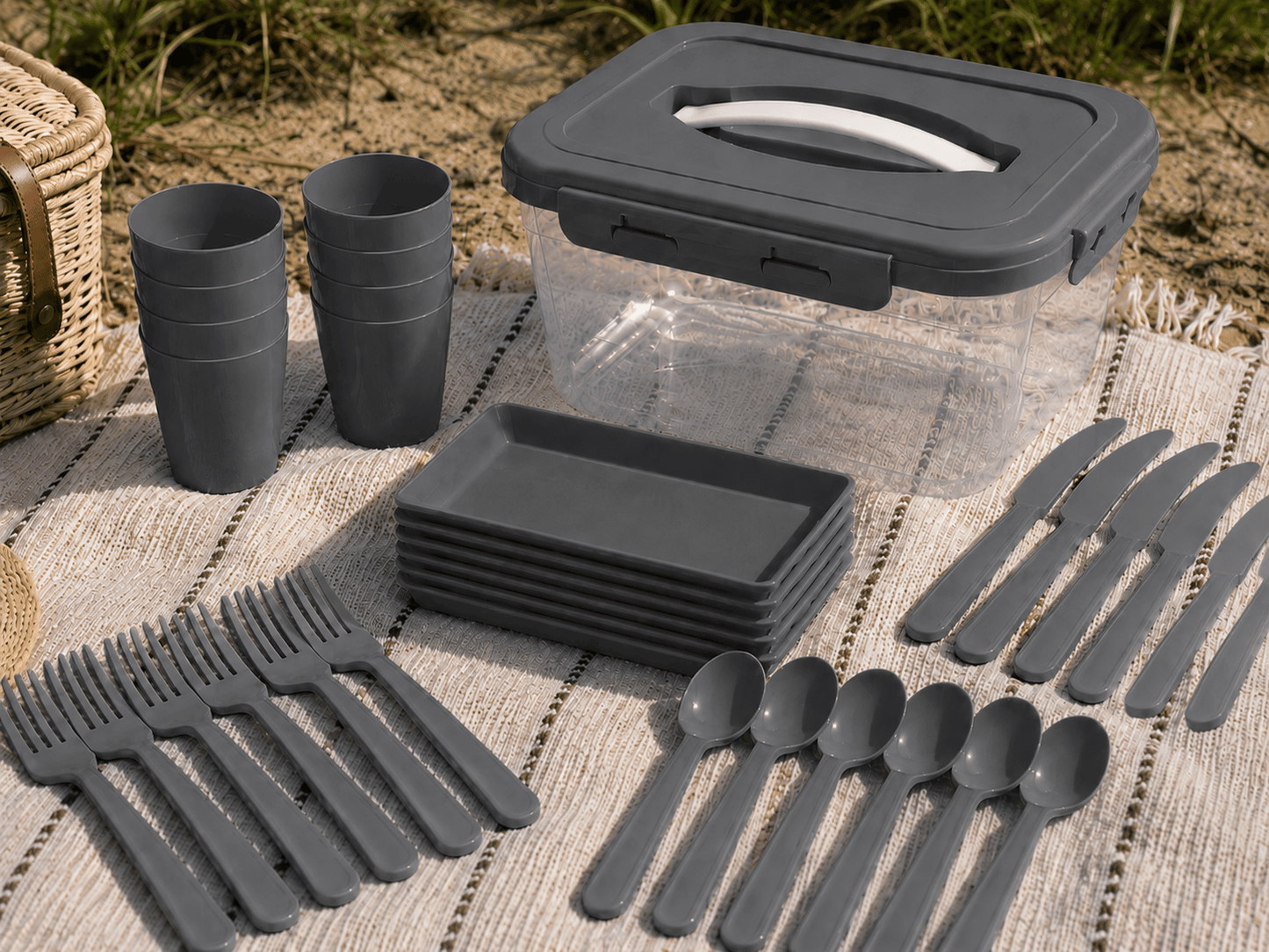31-Piece Picnic Set