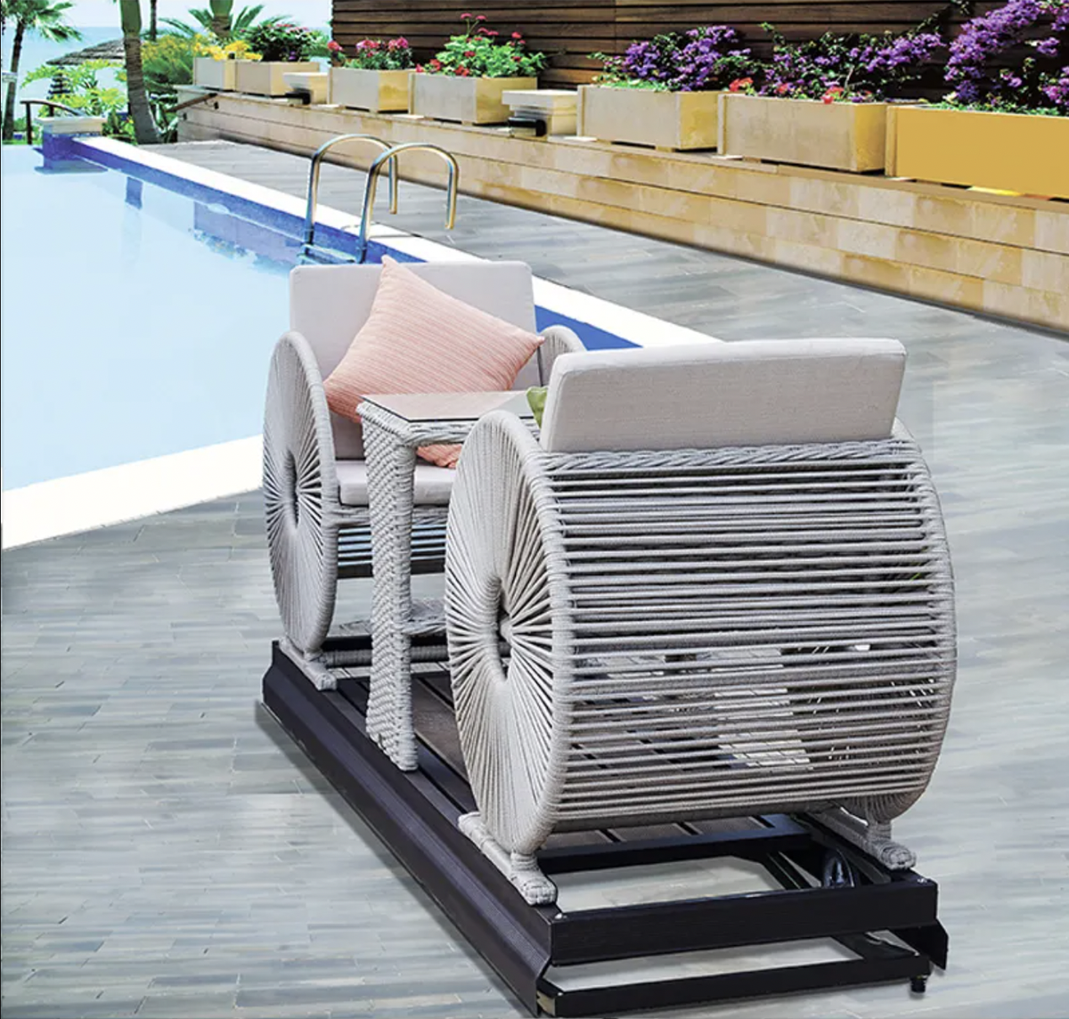 Luxury Outdoor Handwoven Rattan Rocking Sofa Chair