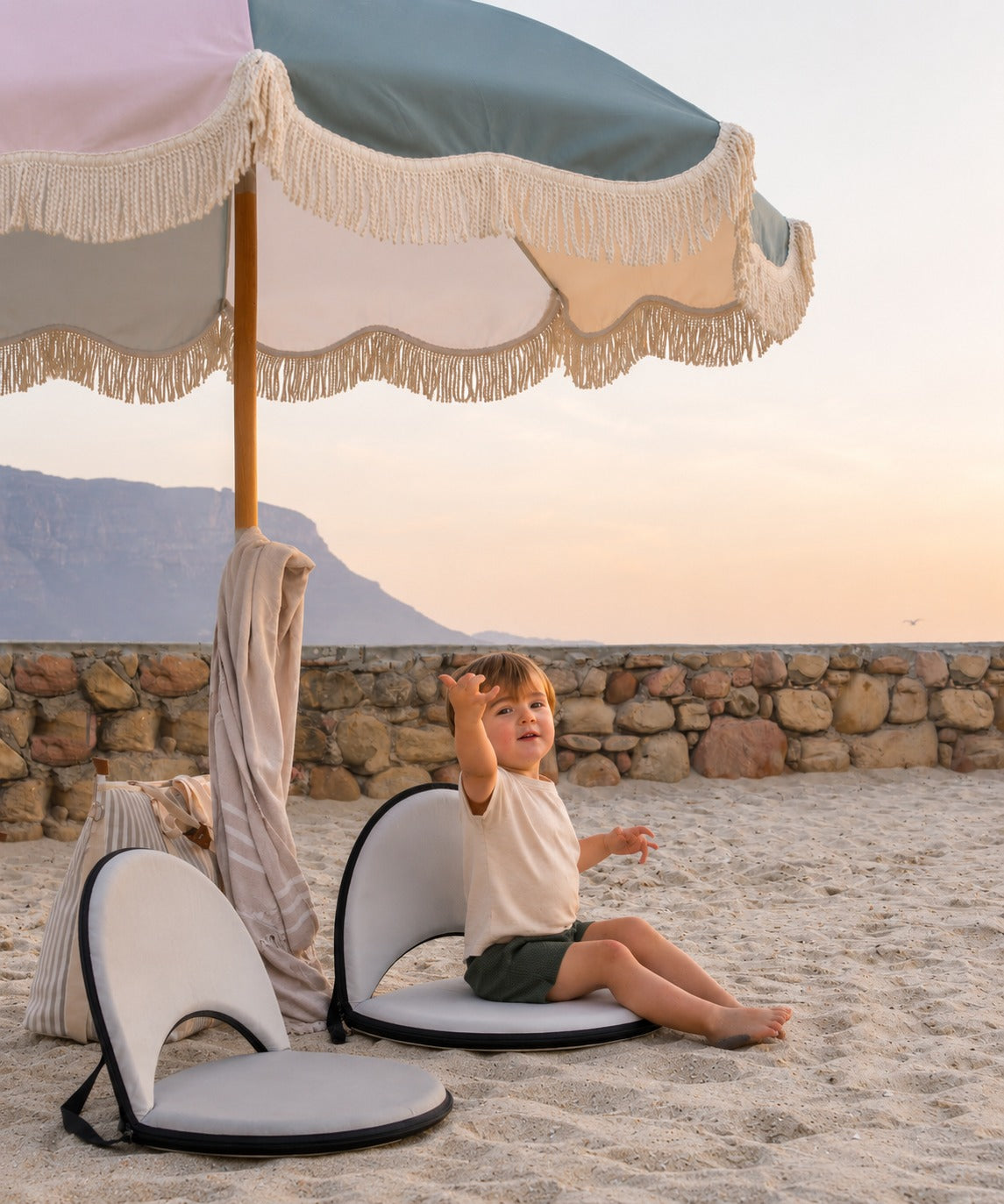 Outdoor Camping Reclining Foldable Waterproof Cushion Chair