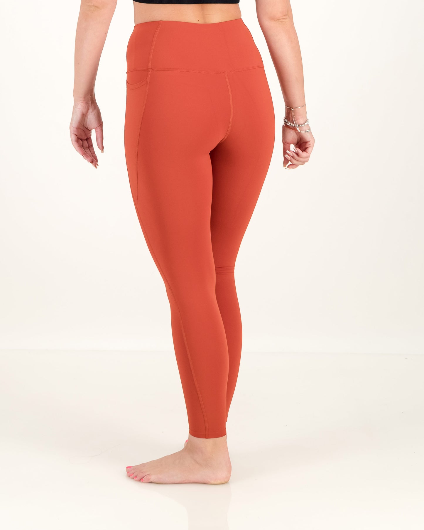 4-Way Stretch Leggings with Pockets