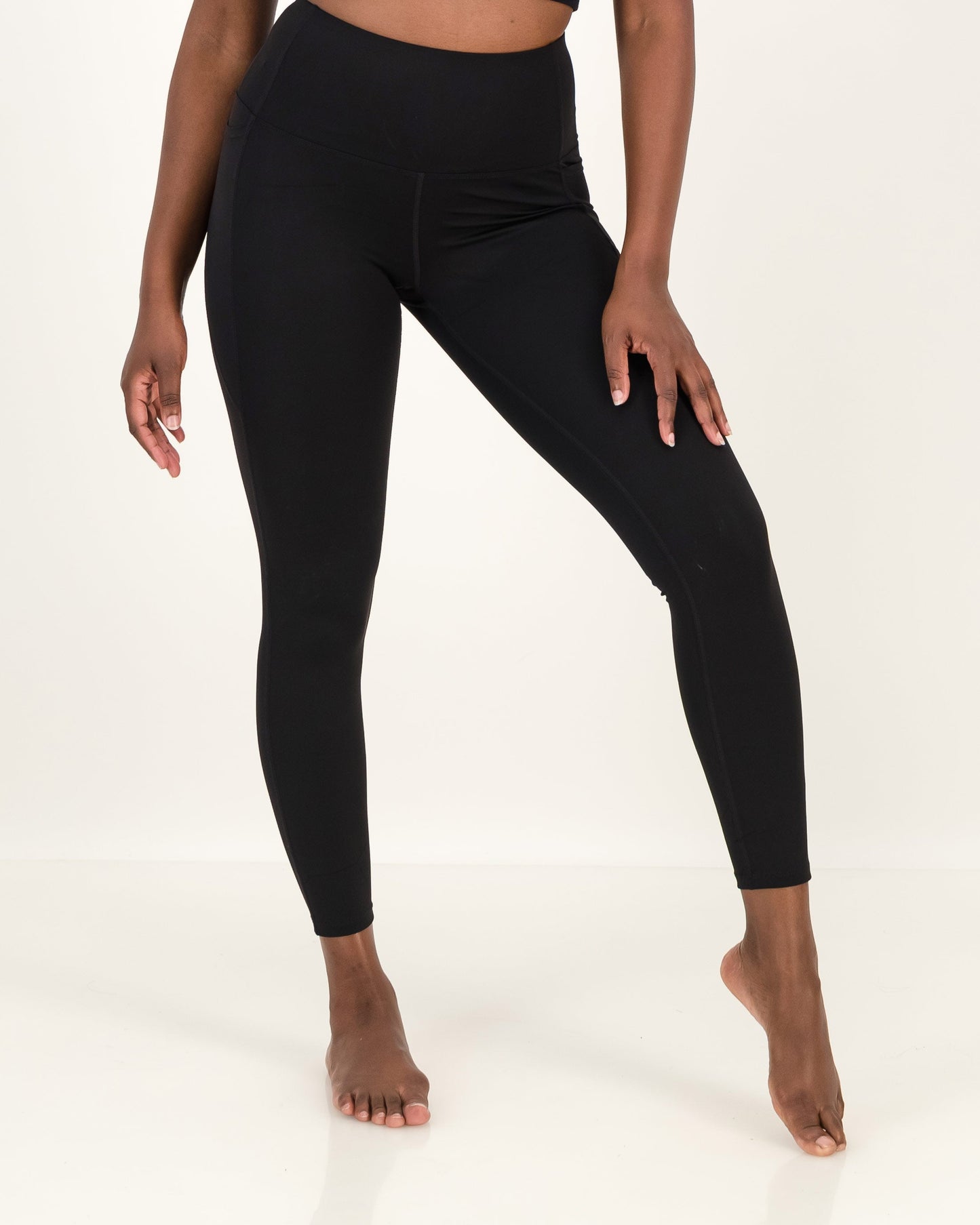 4-Way Stretch Leggings with Pockets